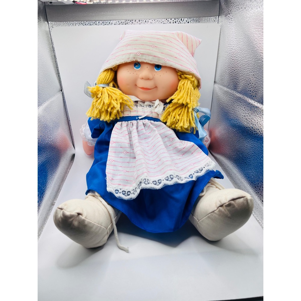 Vintage 1983 Blue Box Flower Kids 14" Soft Doll Blue Eyes Blonde Hair DressApron